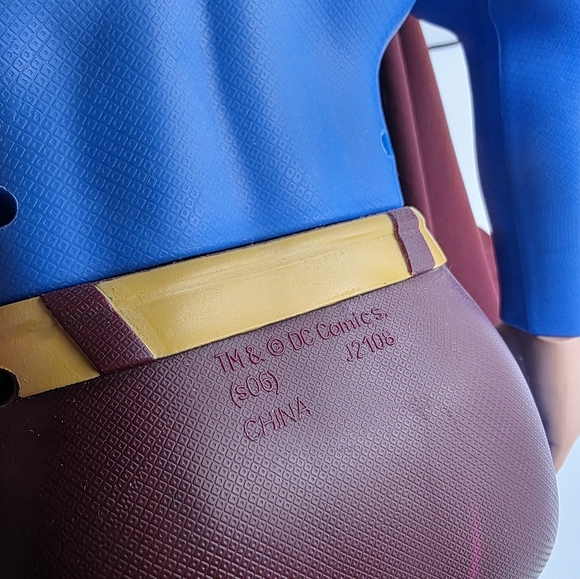 Superman Returns Superman w/ Cape 30" Action Figure - Picture 4 of 14